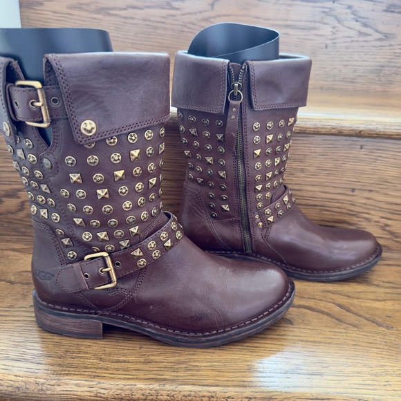 UGG Australia Conor Studs Boot 8.5 NWOT - Picture 2 of 16